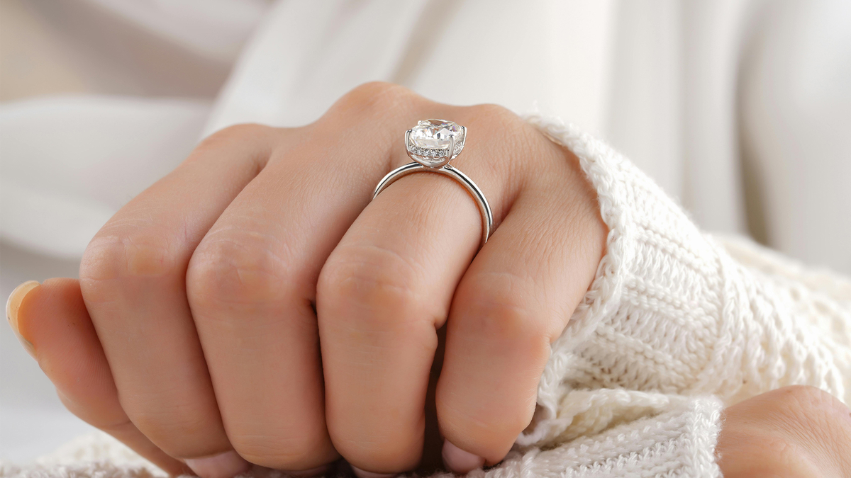 Moissanite Rings Manufacturer