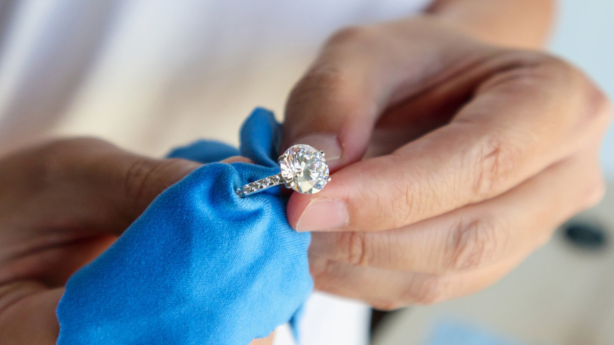 How-to-Keep-Moissanite-Brilliant-fire-ring