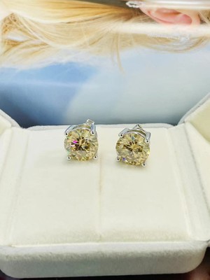 D0663, S925 Silver Ear Nails+Moissanite 12.0CT