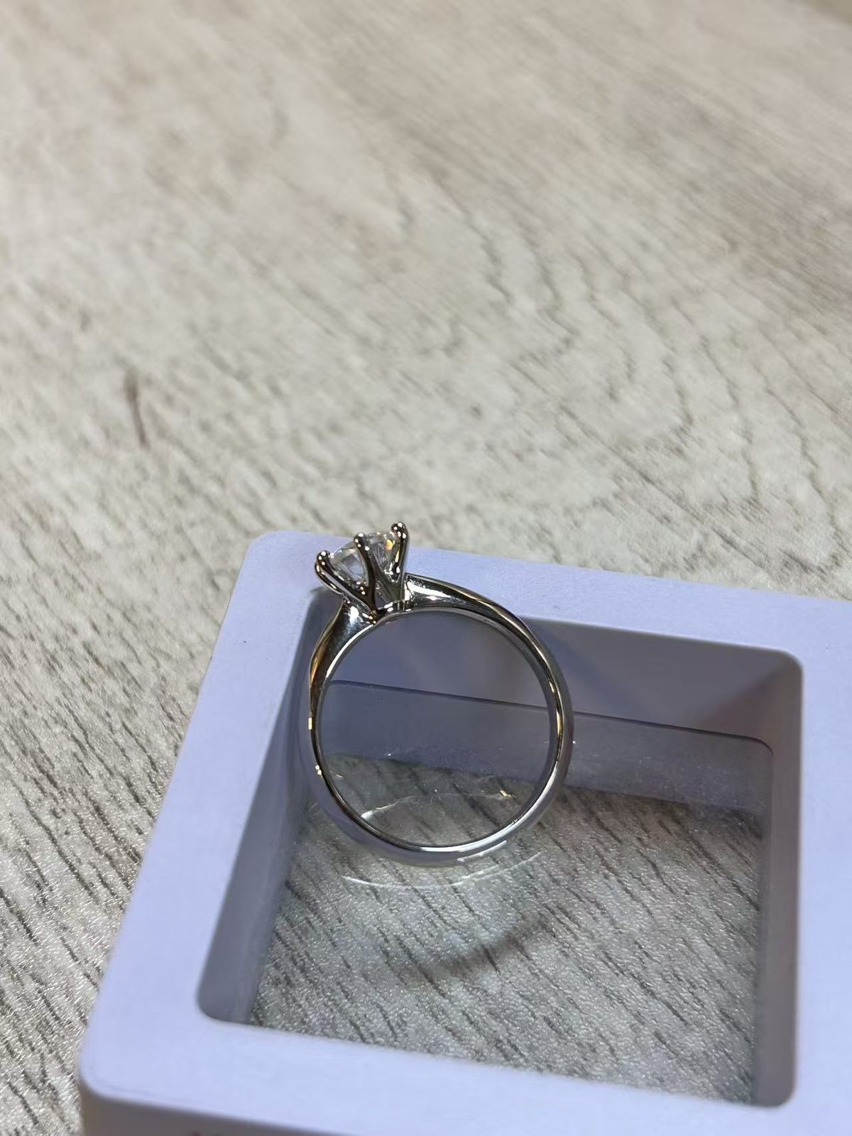 D0572-1.0CT-18K-M03C (1).jpg