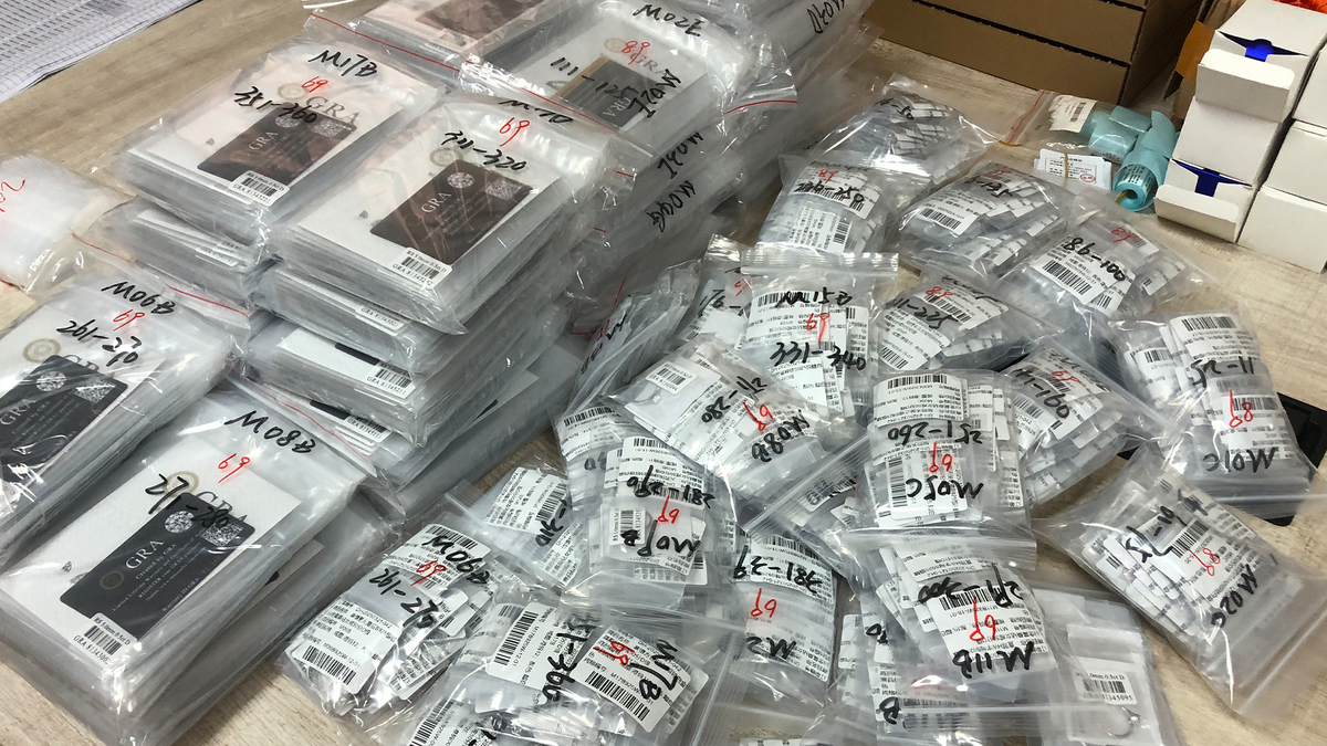 mosup-moissanite-jewelry-wholesale-inventory.jpg